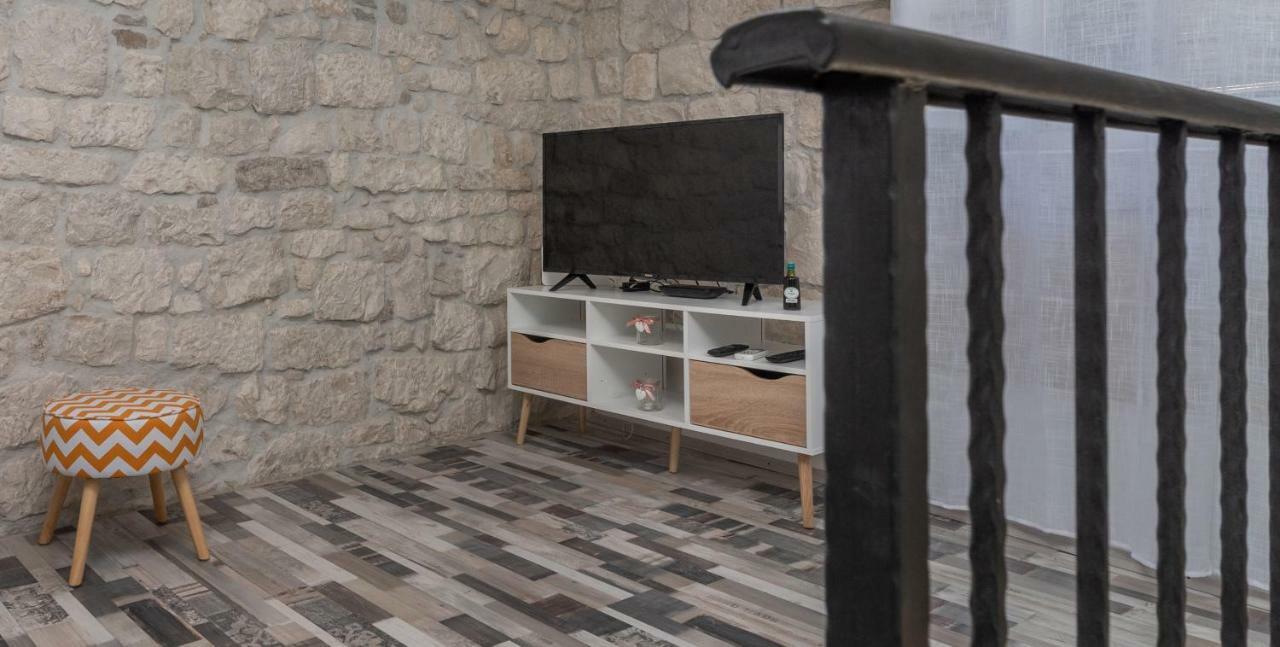 Apartman Skuribanda Трогир Экстерьер фото